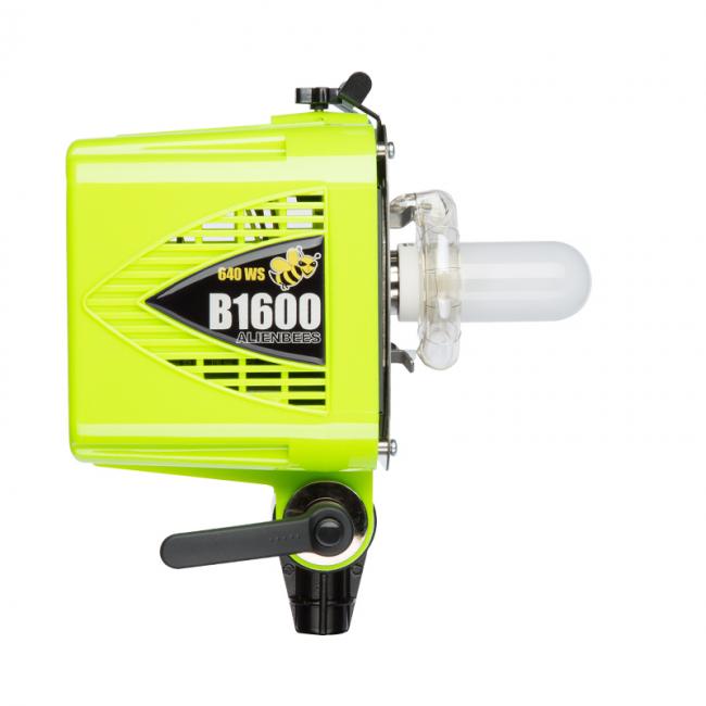 AlienBees Flash Unit 1600 Green